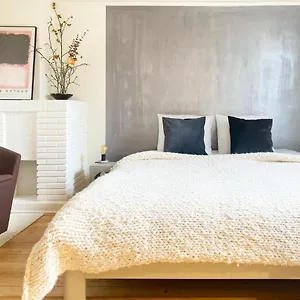 Expo House Bed & Breakfast Antwerpen