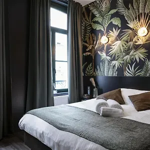 Secret Walls Bed & Breakfast Brussel